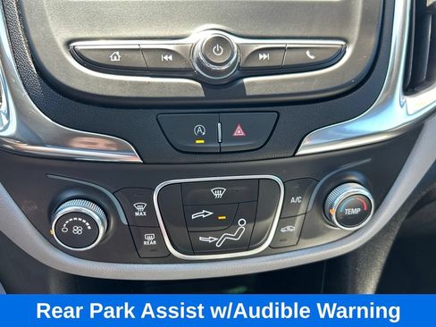 Used 2024 Chevrolet Equinox LS w/ LS Convenience Package AWD/4WD image 17
