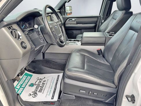 Used 2017 Ford Expedition EL Platinum AWD/4WD image 17