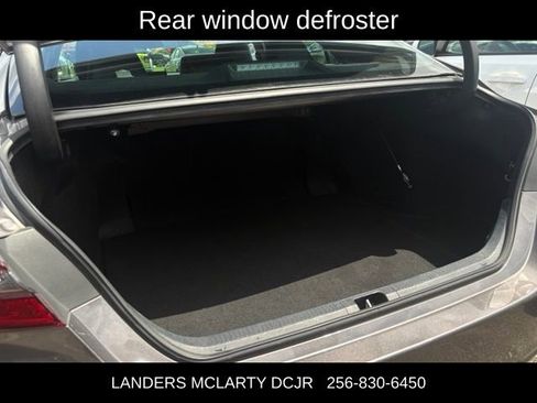 Used 2024 Toyota Camry SE FWD image 10
