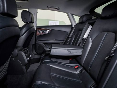 Used 2014 Audi S7 Prestige w/ Driver Assistance Package image 17