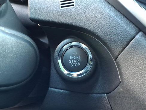 New 2026 Subaru Ascent Limited image 17