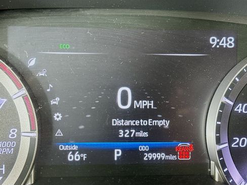 Used 2024 Toyota Highlander LE image 19