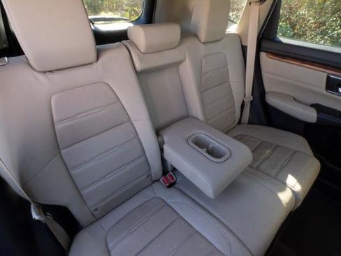 Used 2018 Honda CR-V Touring image 26