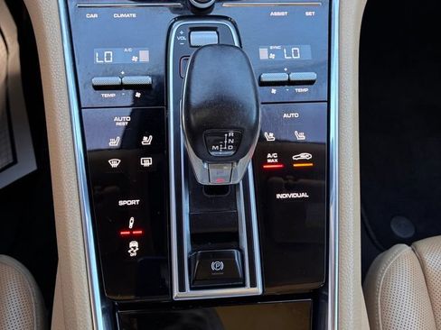 Used 2020 Porsche Panamera 4S AWD/4WD image 41