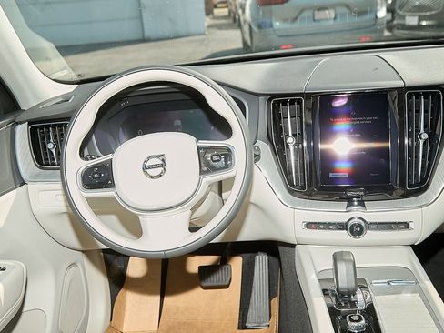 New 2025 Volvo XC60 T8 Plus w/ Protection Package Premier image 20