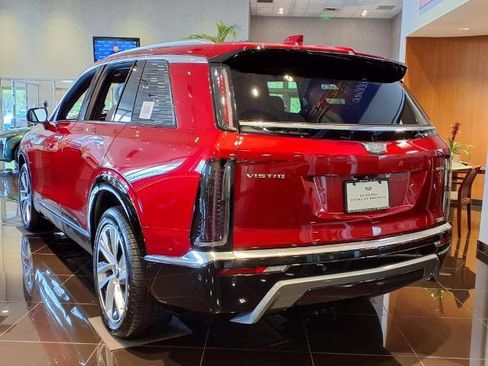 New 2026 Cadillac Vistiq Luxury image 3