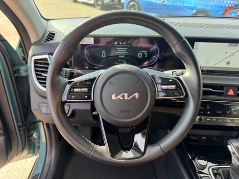 Certified 2025 Kia Seltos S FWD image 26