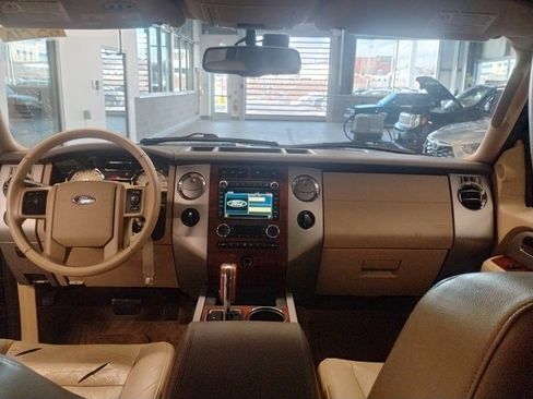 Used 2010 Ford Expedition Eddie Bauer image 28