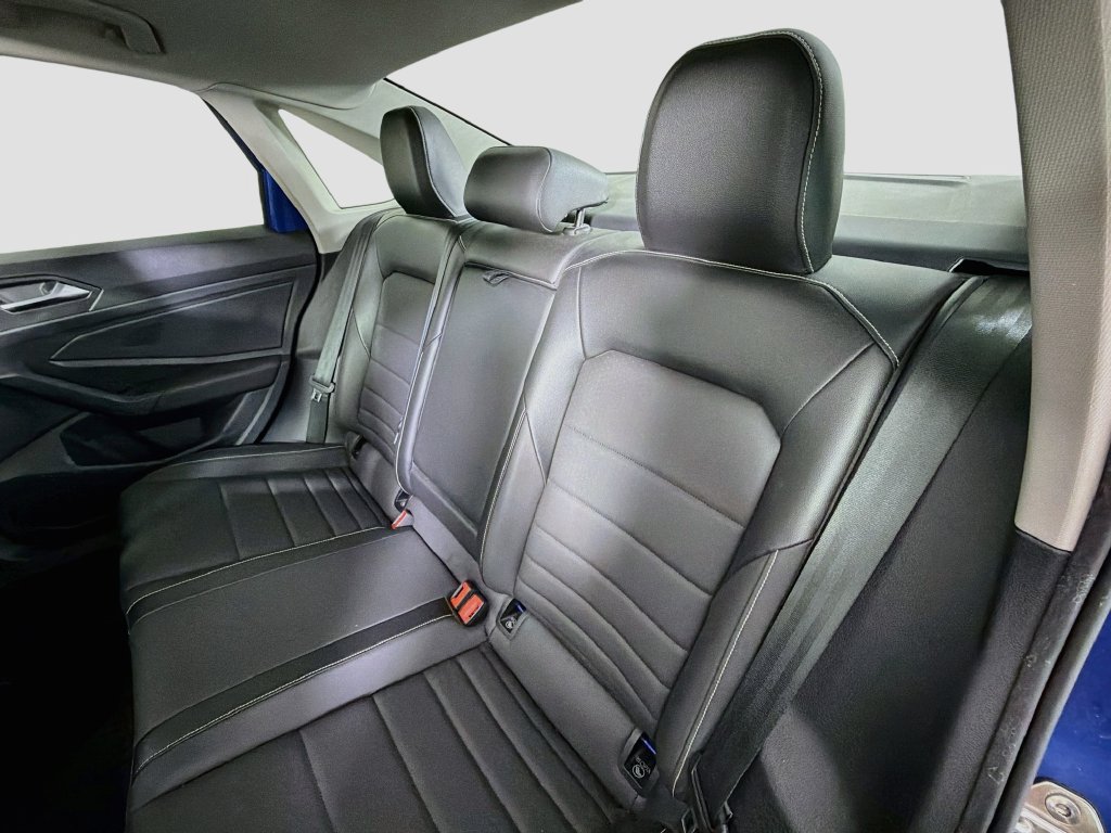 Used 2024 Volkswagen Jetta SE FWD image 24