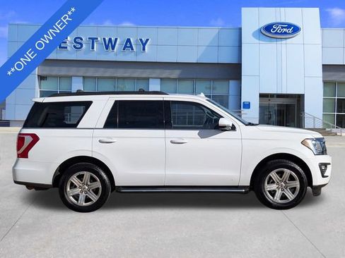 Used 2020 Ford Expedition XLT w/ Equipment Group 202A image 3