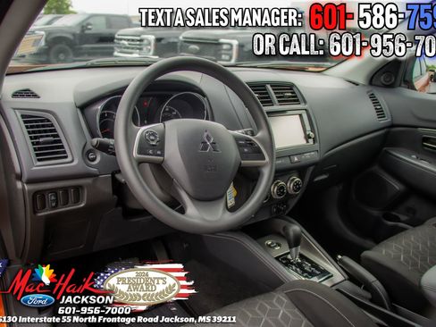 Used 2025 Mitsubishi Outlander Sport ES AWD/4WD image 6
