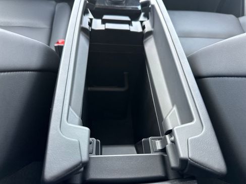 New 2026 Nissan Rogue SV image 27