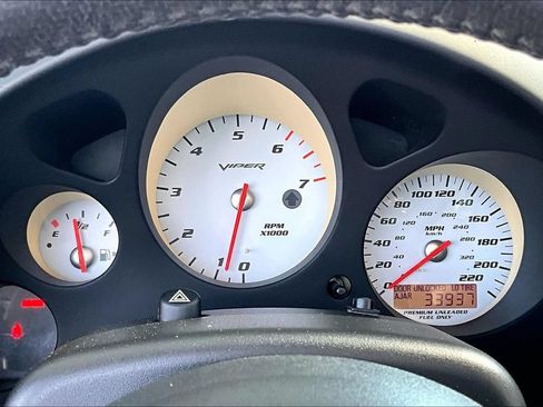 Used 2005 Dodge Viper SRT-10 RWD image 16