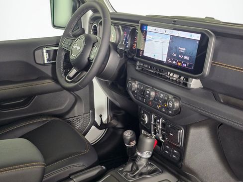 New 2026 Jeep Gladiator Sport AWD/4WD image 46
