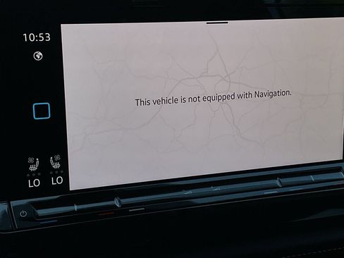 Used 2025 Volkswagen Atlas SE image 31