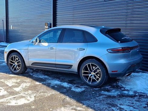 Certified 2026 Porsche Macan image 3