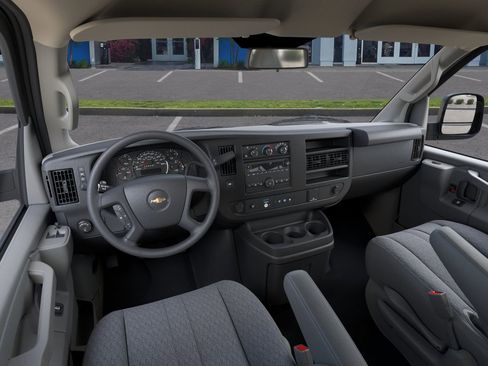 New 2026 Chevrolet Express 2500 w/ Driver Convenience Package image 17