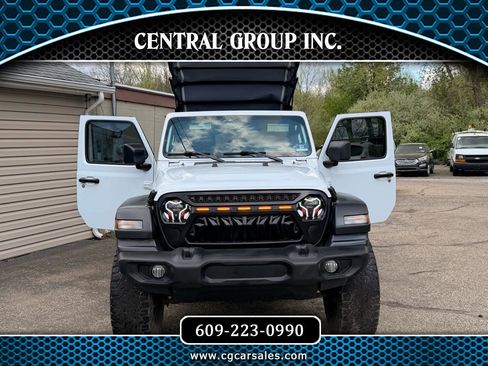 Used 2018 Jeep Wrangler Unlimited Sport S image 1