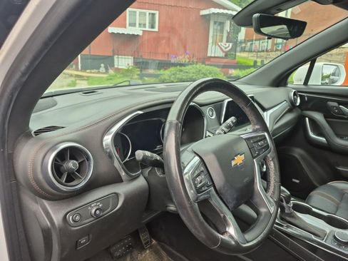 Used 2019 Chevrolet Blazer Premier w/ Sun and Wheels Package AWD/4WD image 10