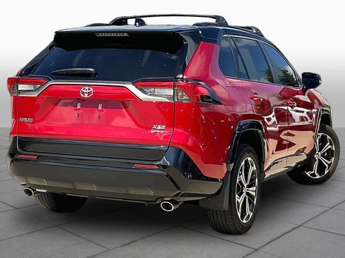 Used 2025 Toyota RAV4 XSE AWD/4WD image 13