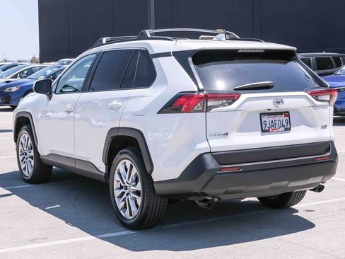 Certified 2023 Toyota RAV4 XLE Premium FWD image 6