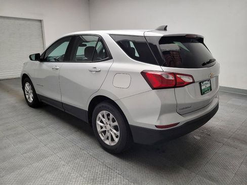 Used 2019 Chevrolet Equinox LS FWD image 5