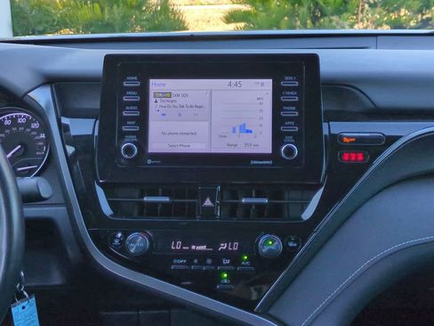 Certified 2023 Toyota Camry SE image 16