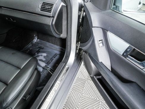Used 2011 Mercedes-Benz C 300 Sedan image 24