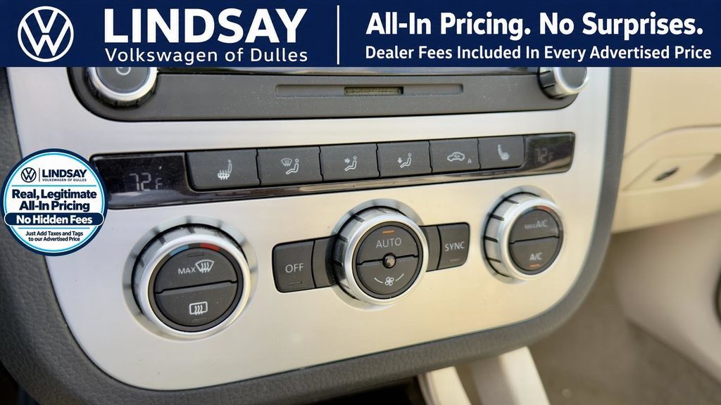 Used 2014 Volkswagen Eos Executive FWD image 21