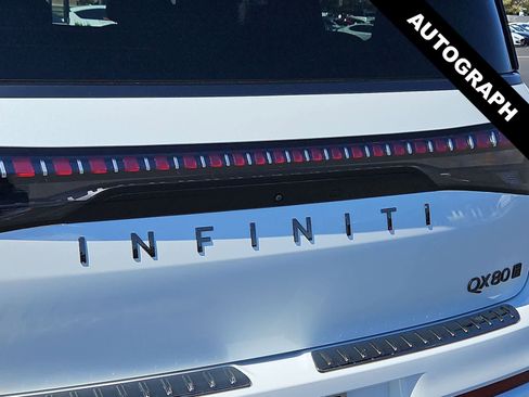 Used 2025 INFINITI QX80 Autograph w/ Autograph Exterior Package AWD/4WD image 11