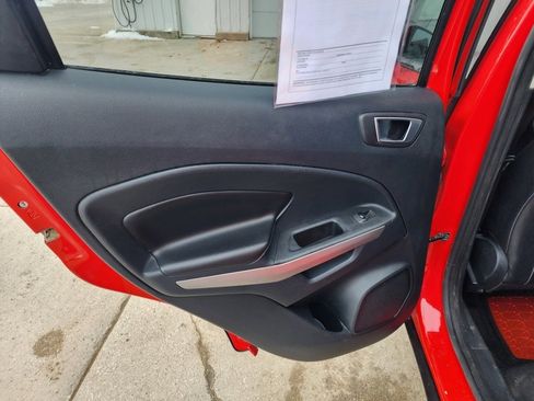 Used 2019 Ford EcoSport Titanium image 11