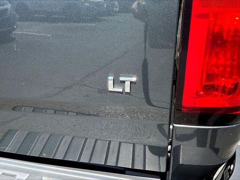 Used 2016 Chevrolet Colorado LT RWD image 25