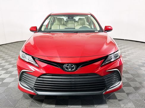 Used 2024 Toyota Camry LE image 8