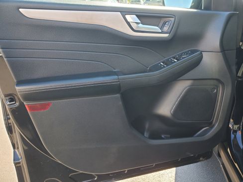 Used 2021 Ford Escape S FWD image 11