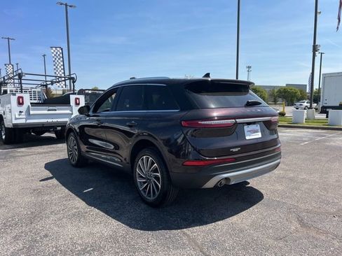 Used 2023 Lincoln Corsair Reserve FWD image 5