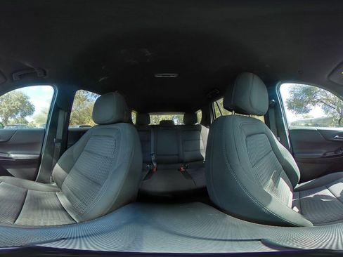 Used 2025 Chevrolet Equinox LT image 36