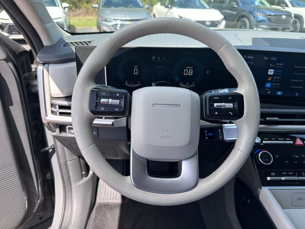 Used 2024 Hyundai Santa Fe SEL FWD image 20