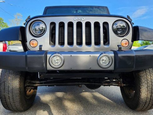 Used 2014 Jeep Wrangler Unlimited Sport AWD/4WD image 6
