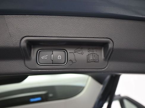 Used 2025 Ford Explorer Active image 27