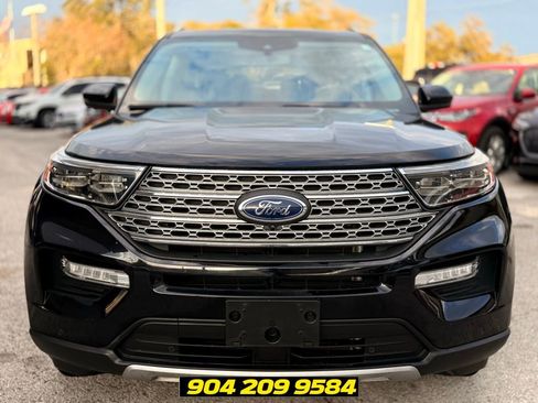Used 2021 Ford Explorer Limited w/ Equipment Group 301A RWD image 12