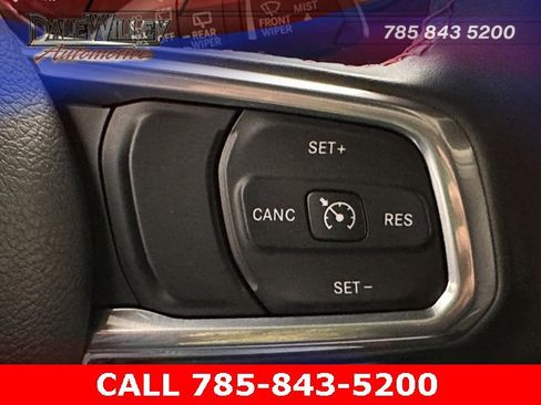 Used 2022 Jeep Wrangler Unlimited Rubicon image 13