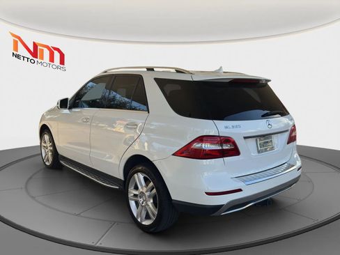 Used 2014 Mercedes-Benz ML 350 ML 350 4MATIC Sport Utility 4D image 3