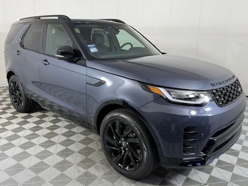 Certified 2025 Land Rover Discovery Dynamic SE AWD/4WD image 9