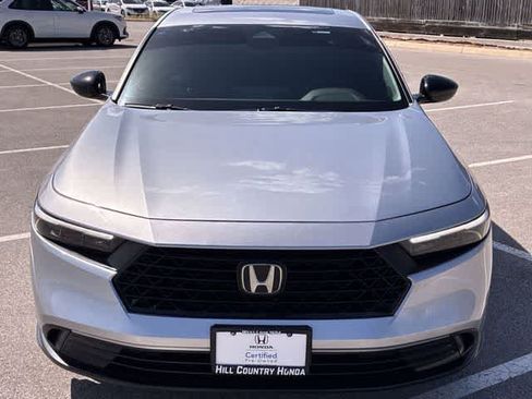 Used 2024 Honda Accord Sport image 9