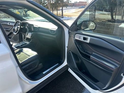 Used 2023 Ford Explorer ST-Line w/ Class IV Trailer Tow Package image 37