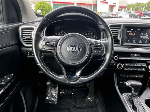Used 2018 Kia Sportage EX AWD/4WD image 6