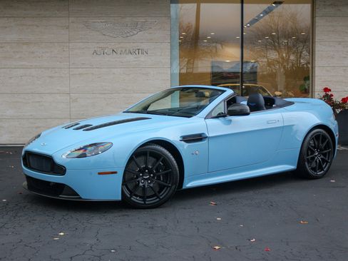 Used 2017 Aston Martin V12 Vantage S image 46