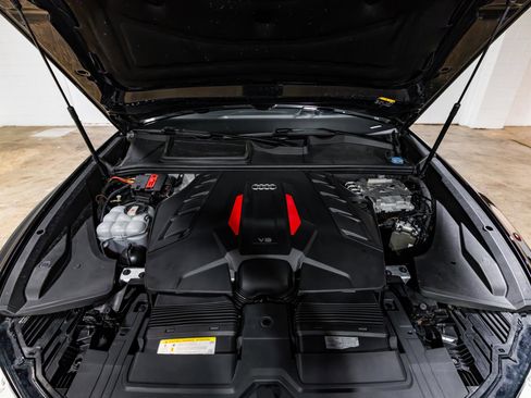 Used 2020 Audi SQ8 Prestige image 13