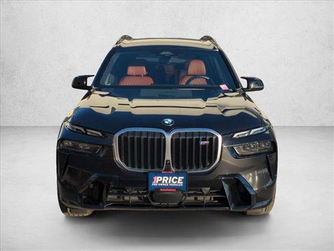 Certified 2025 BMW X7 M60i w/ Climate Comfort Package image 2