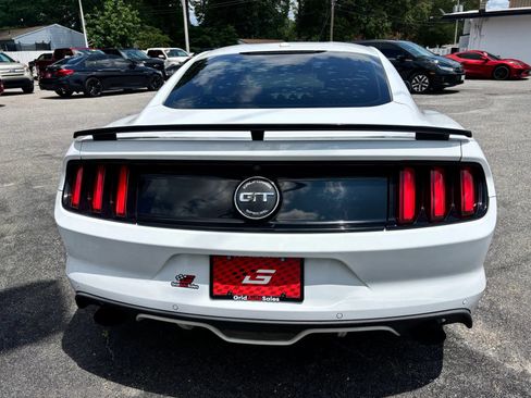 Used 2017 Ford Mustang GT Premium w/ Equipment Group 401A RWD image 4